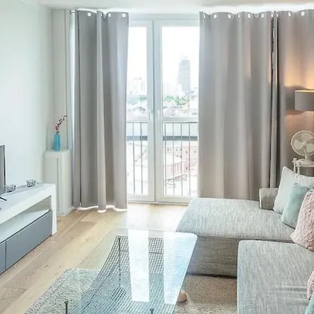 Urbannestgroup - City Center - Przechodnia 2 Apartment *